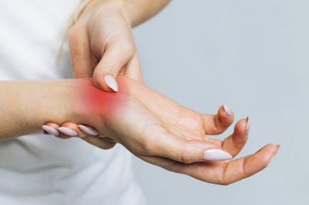 Shoulder Pain Relief - Quinn Physical Therapy - Lafayette LA
